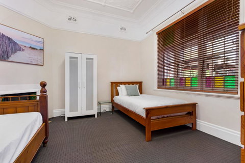 Drummoyne 3 Bedroom Home (62ALE) - Holiday Byron Bay 6