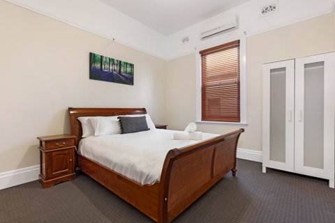Drummoyne 3 Bedroom Home (62ALE) - Holiday Byron Bay 5