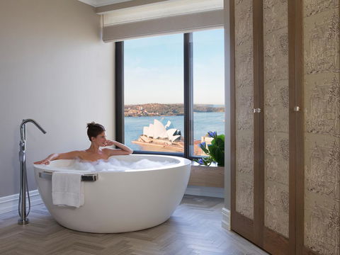 Four Seasons Hotel Sydney - Holiday Byron Bay 39