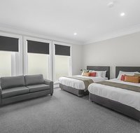 Horse and Jockey Hotel - Holiday Byron Bay