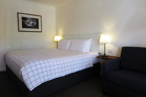 Summerhill Motor Inn - Holiday Byron Bay 1