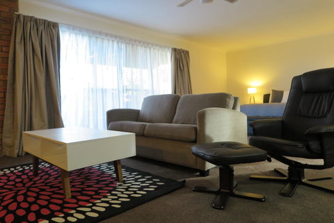 Summerhill Motor Inn - Holiday Byron Bay 40