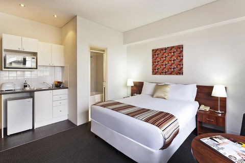 Macleay Hotel - Holiday Byron Bay 6