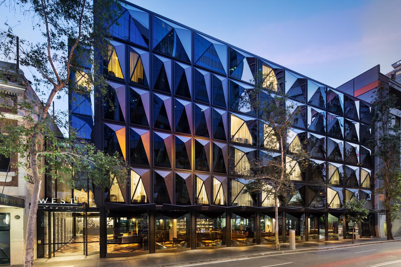 World Square NSW Holiday Byron Bay