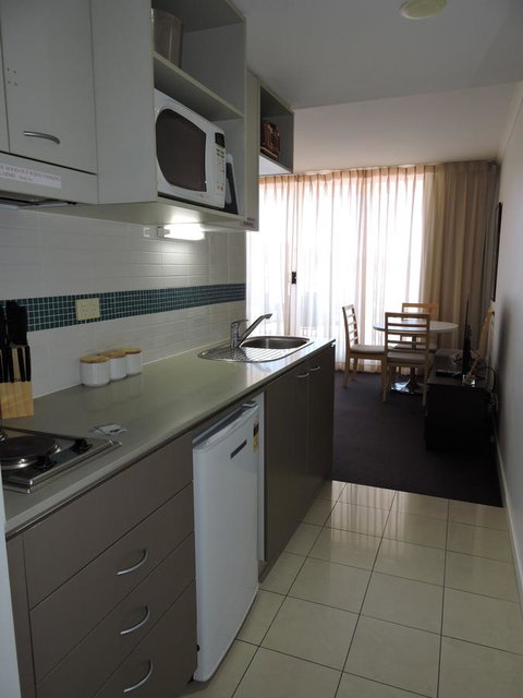 BASE Holidays - Ettalong Beach Premium Apartments - Holiday Byron Bay 10