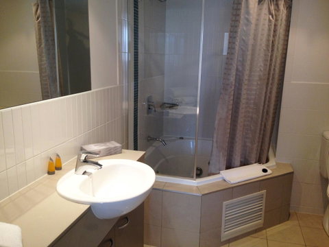 BASE Holidays - Ettalong Beach Premium Apartments - Holiday Byron Bay 39