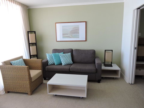 BASE Holidays - Ettalong Beach Premium Apartments - Holiday Byron Bay 17