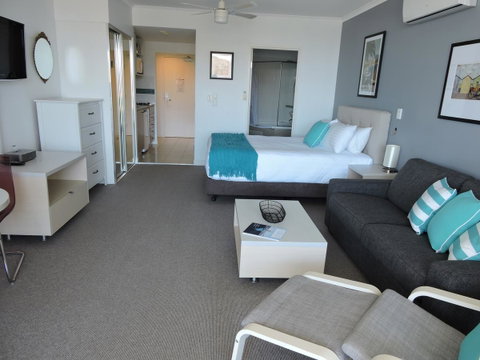 BASE Holidays - Ettalong Beach Premium Apartments - Holiday Byron Bay 18
