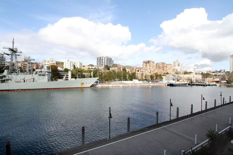 Waterfront Apartment On Sydney Harbour - Holiday Byron Bay 12