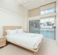 Waterfront Apartment on Sydney Harbour - Holiday Byron Bay
