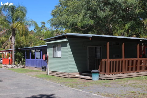 Lani\'s Holiday Island - Holiday Byron Bay 23