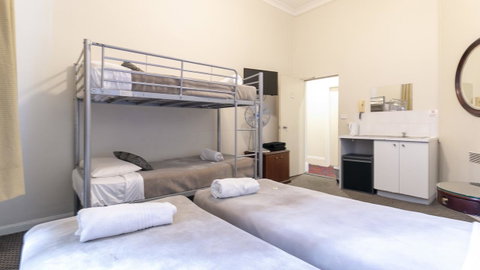 Woolbrokers Hotel - Holiday Byron Bay 16