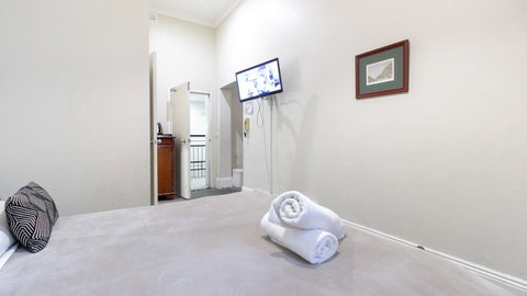 Woolbrokers Hotel - Holiday Byron Bay 10
