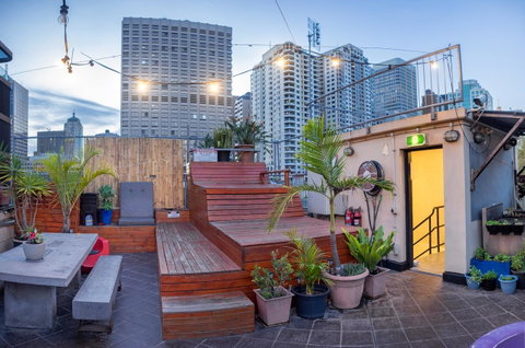 Big Backpackers Hostel - Holiday Byron Bay 12