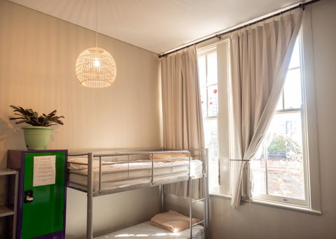 Big Backpackers Hostel - Holiday Byron Bay 20