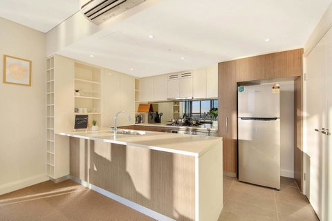Stunning Sunset Water View 2BEDs On High Rises - Holiday Byron Bay 8