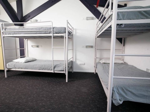 Railway Square YHA - Holiday Byron Bay 2