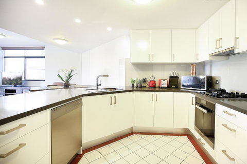 Vibrant Inner-city Living - Darling Harbour Fringe - Holiday Byron Bay 10