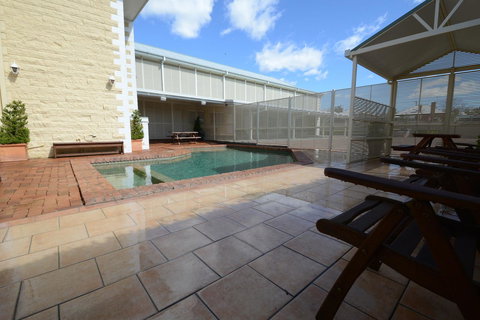 Quality Inn Ashby House Tamworth - Holiday Byron Bay 24
