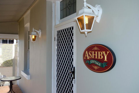 Quality Inn Ashby House Tamworth - Holiday Byron Bay 25