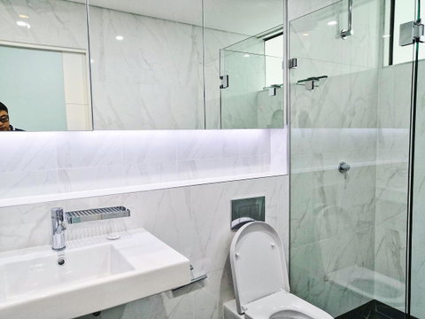 Cozy 5 Bed House In Sydney - Holiday Byron Bay 2