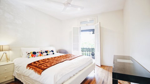 Cozy 5 Bed House In Sydney - Holiday Byron Bay 24