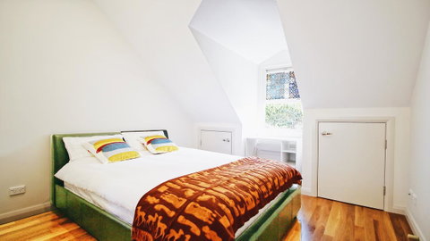 Cozy 5 Bed House In Sydney - Holiday Byron Bay 19