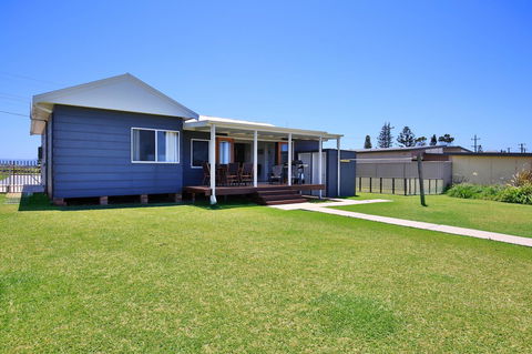 Glory @ Culburra - Absolute Beachfront - Pet & Family Friendly - Holiday Byron Bay 22