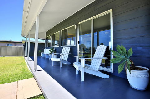Glory @ Culburra - Absolute Beachfront - Pet & Family Friendly - Holiday Byron Bay 19