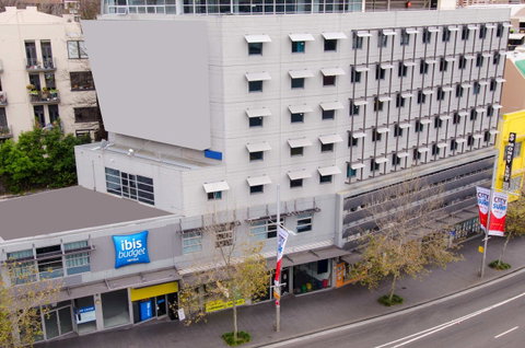 Ibis Budget Sydney East - Holiday Byron Bay 0
