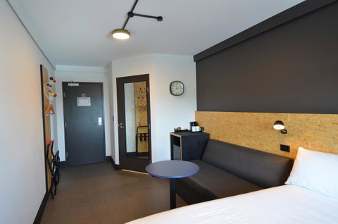 Ibis Budget Sydney East - Holiday Byron Bay 22