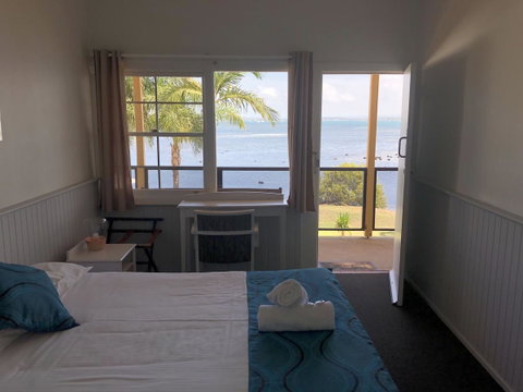 Squid\'s Ink Motel - Holiday Byron Bay 15