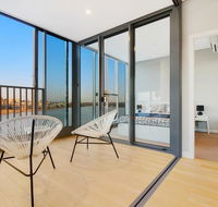 Brand New 3 Bedrooms Apt with Waterfront View - Holiday Byron Bay