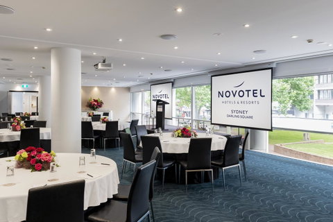 Novotel Sydney Darling Square - Holiday Byron Bay 21