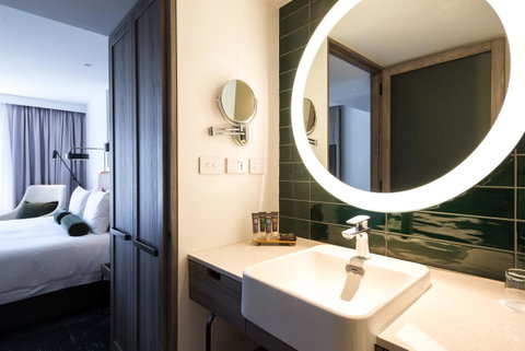 Novotel Sydney Darling Square - Holiday Byron Bay 29
