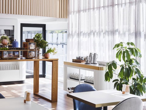 Novotel Sydney Darling Square - Holiday Byron Bay 37