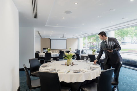 Novotel Sydney Darling Square - Holiday Byron Bay 27