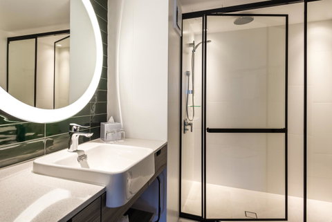 Novotel Sydney Darling Square - Holiday Byron Bay 8