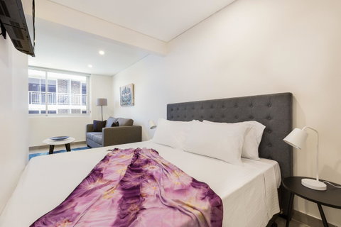 The Merchant Hotel - Holiday Byron Bay 11