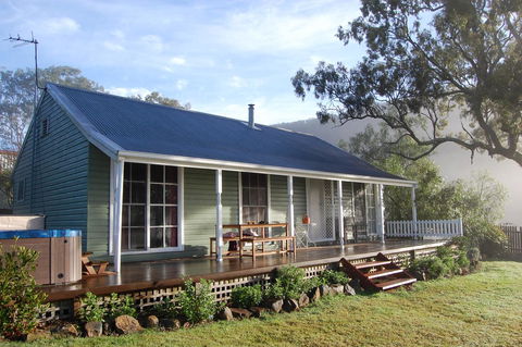 Cadair Cottages - Holiday Byron Bay 0