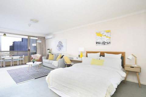 Paxsafe Sydney Hyde Park Budget Apartments - Holiday Byron Bay 1