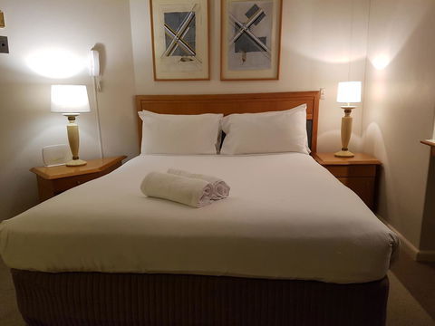 Paxsafe Sydney Hyde Park Budget Apartments - Holiday Byron Bay 5