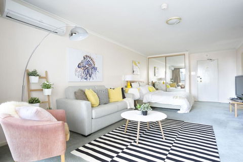 Paxsafe Sydney Hyde Park Budget Apartments - Holiday Byron Bay 4