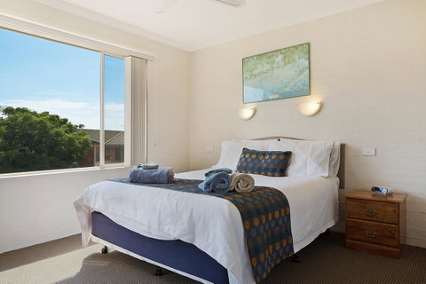 Baywatch Apartments Merimbula - Holiday Byron Bay 11