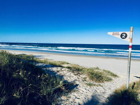 Casuarina Beachfront House - Hostie Properties - Holiday Byron Bay 11