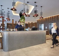Holiday Inn Express Newcastle - Holiday Byron Bay