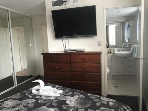 Bondi Junction Apartments - Holiday Byron Bay 11