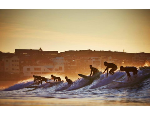 Ocean Views And Sea Breezes Over Bondi Beach - Holiday Byron Bay 19