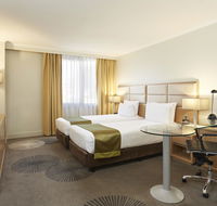 Holiday Inn Parramatta - Holiday Byron Bay