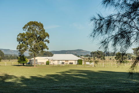 Madigan Wine Country Cottages - Holiday Byron Bay 31